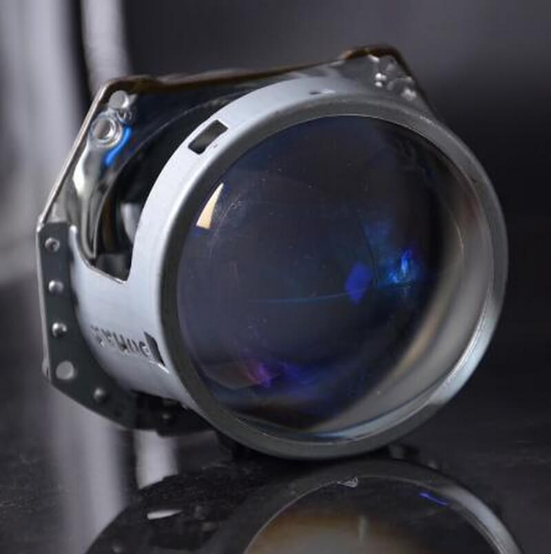 Bi-Xenon projector